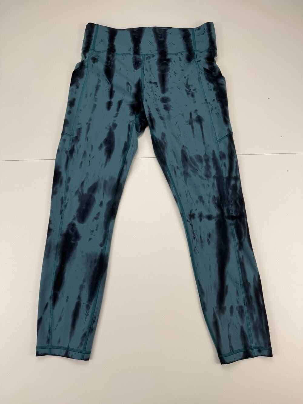 Lululemon Wunder Under Womens 8 28" Teal Black Tie Dye Luxtreme Leggings